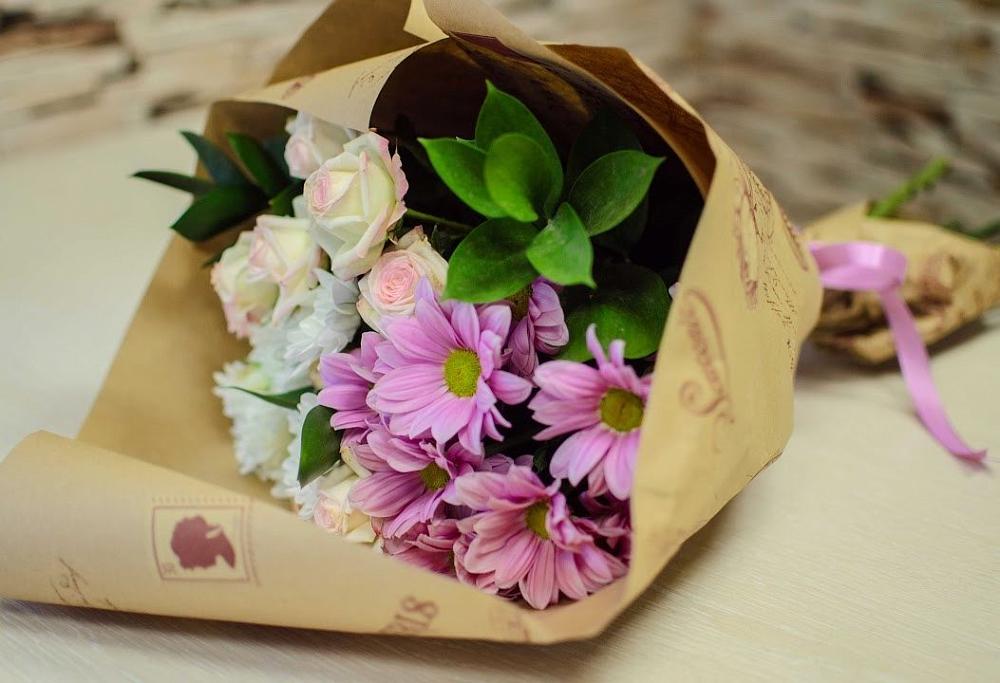 Букет цветов из: Розы и Хризантемы в Октябрьский Белгородской области