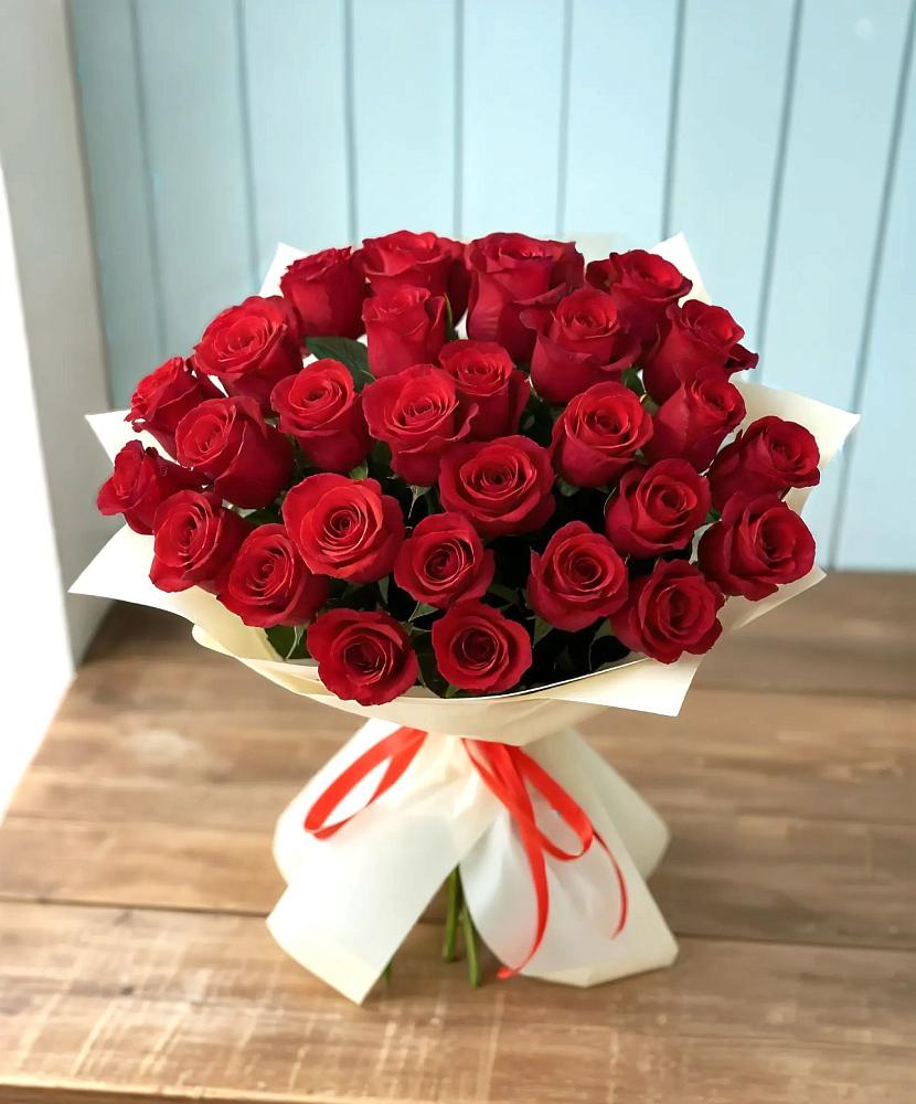 Букет 29 Красных роз в Октябрьский Белгородской области