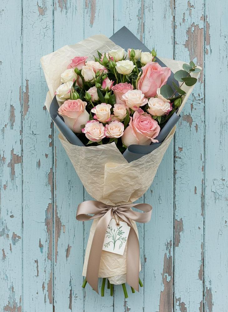 Букет цветов из: Розы в Октябрьский Белгородской области