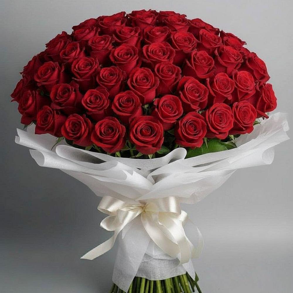 Букет 101 Красная роза Блэк Мэджик в Октябрьский Белгородской области