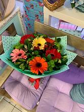Букет цветов из:  Герберы, Хризантемы и Альстромерии #REPLACE_PRED# Октябрьский Белгородской области