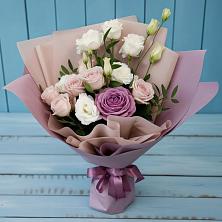 Букет цветов из:  Розы и Лизиантусы в Октябрьский Белгородской области