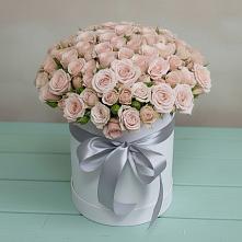 Цветочная композиция из Розы в шляпной коробке в Октябрьский Белгородской области