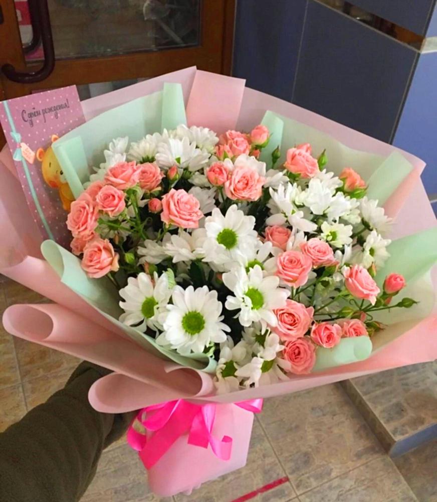 Букет цветов из: Розы и Хризантемы в Октябрьский Белгородской области