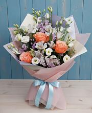 Букет цветов из:  Лизиантусы, Розы, Альстромерии и Гипсофила в Октябрьский Белгородской области