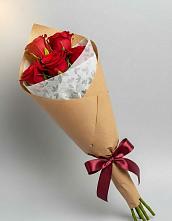 Букет цветов из:  Розы в Октябрьский Белгородской области