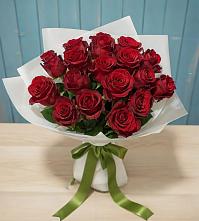 Букет Красные розы в Октябрьский Белгородской области