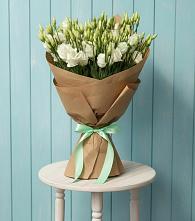 Букет цветов из:  Лизиантусы в Октябрьский Белгородской области