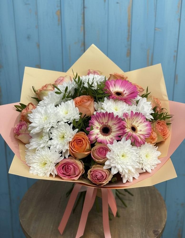 Букет цветов из: Розы, Герберы и Хризантемы в Октябрьский Белгородской области