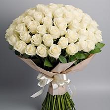 Букет 101 беля роза Белоснежка в Октябрьский Белгородской области