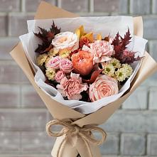 Букет цветов из:  Гвоздики, Хризантемы и Розы в Октябрьский Белгородской области