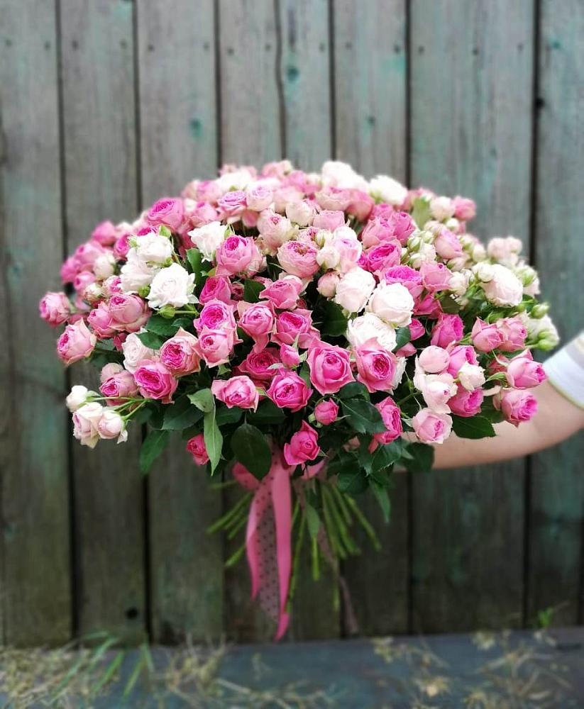 Букет Розовые кустовые розы Натали и Лав Лидия в Октябрьский Белгородской области