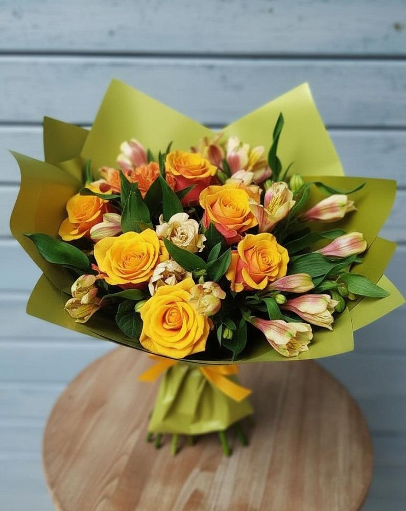 Букет цветов из: Альстромерии и Розы в Октябрьский Белгородской области